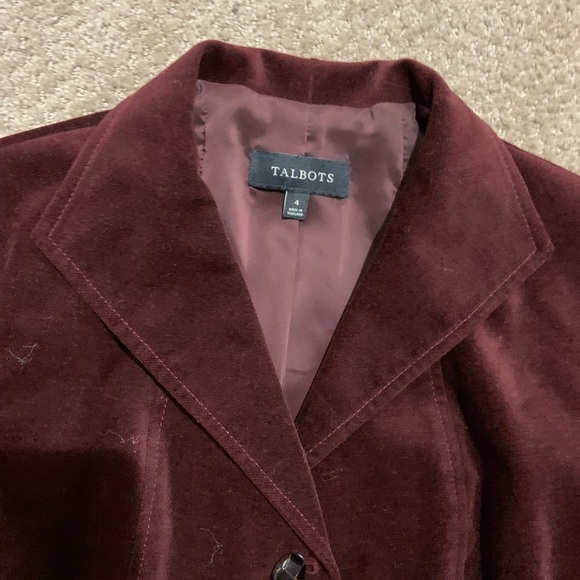 LIKE NEW TALBOTS VELOUR BUTTON DOWN BLAZER SIZE 4 - Picture 3 of 3